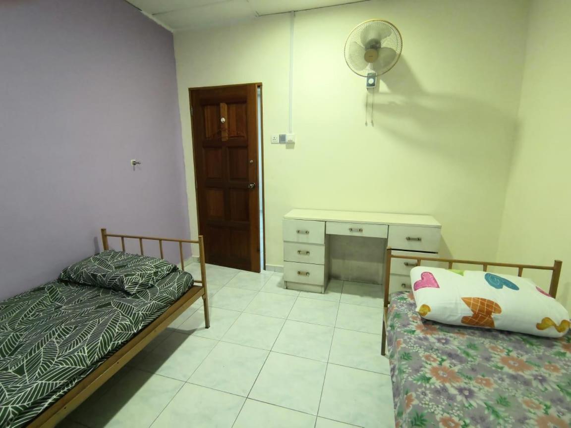 Cosy Homestay Ulu Tiram Dış mekan fotoğraf